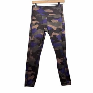 Athleta Ultimate Stash Purple Camo Print 7/8 Tight Womens size S